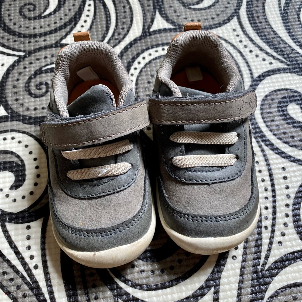Stride Rite 360 Nick Velcro Sneaker